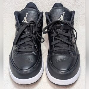 Jordan Men's 10.5 Flight Origin 3 Mid Sneaker Black & White Basketball Athletic